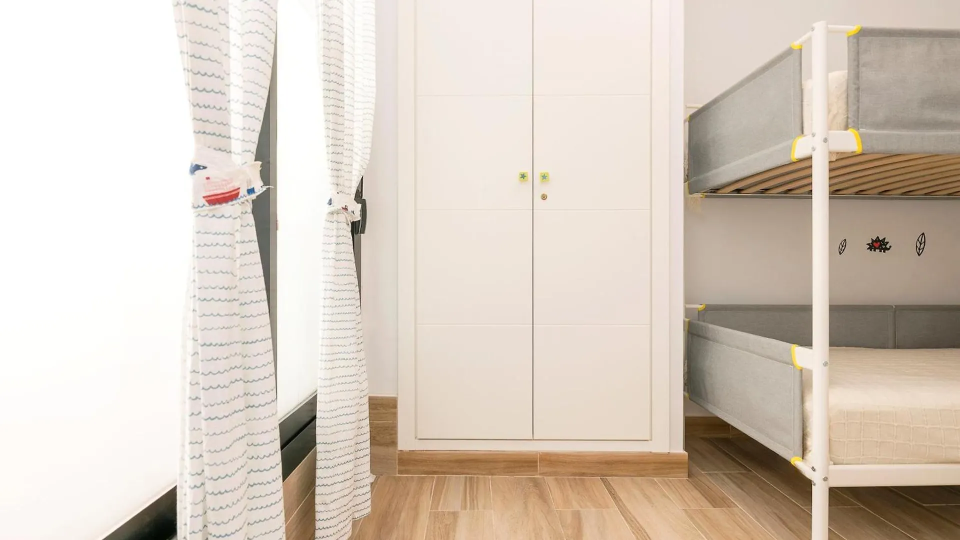 Loving Rota (Adults Only) Apartment